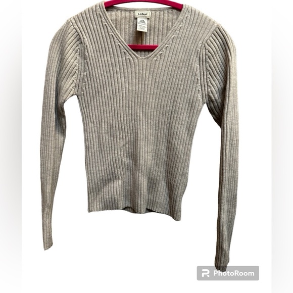 MERINO WOOL L.L. BEAN Women’s WOOLMARK Ribbed Long Sleeve V Neck Sweater Size XS - Picture 3 of 14